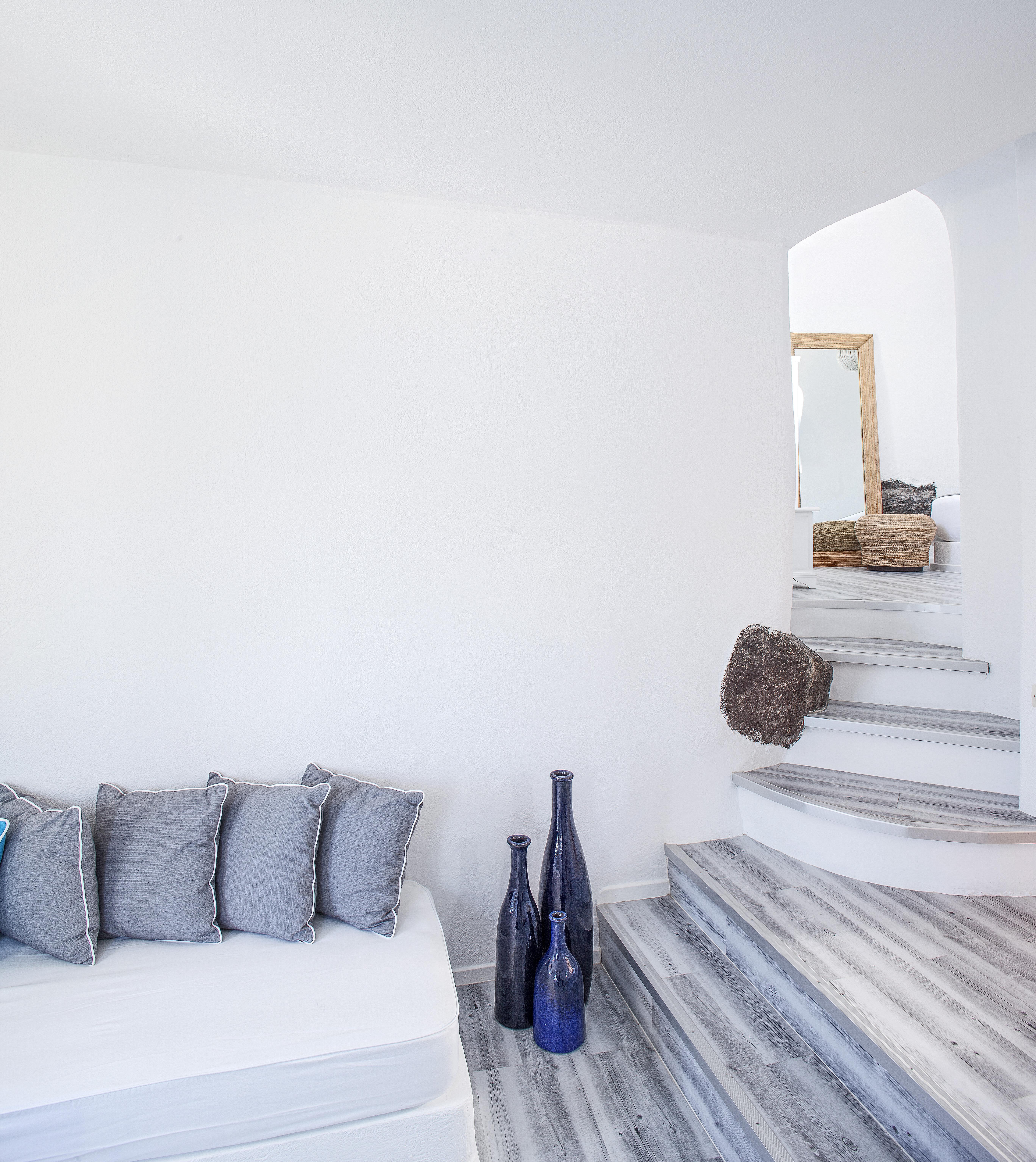 Mill New Elegant 4* Firá